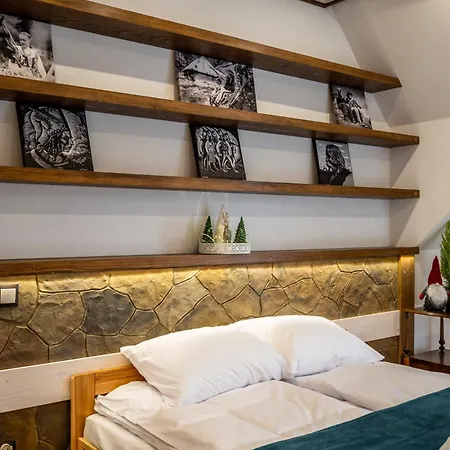 U świerków 2 - Zabytkowe 4 I 8 Osobowe, W Każdym 2 Sypialnie, 2 łazienki, Aneks Kuchenny, Balkon, 1,5km Termy Chochołowskie Gospodarstwo wiejskie *